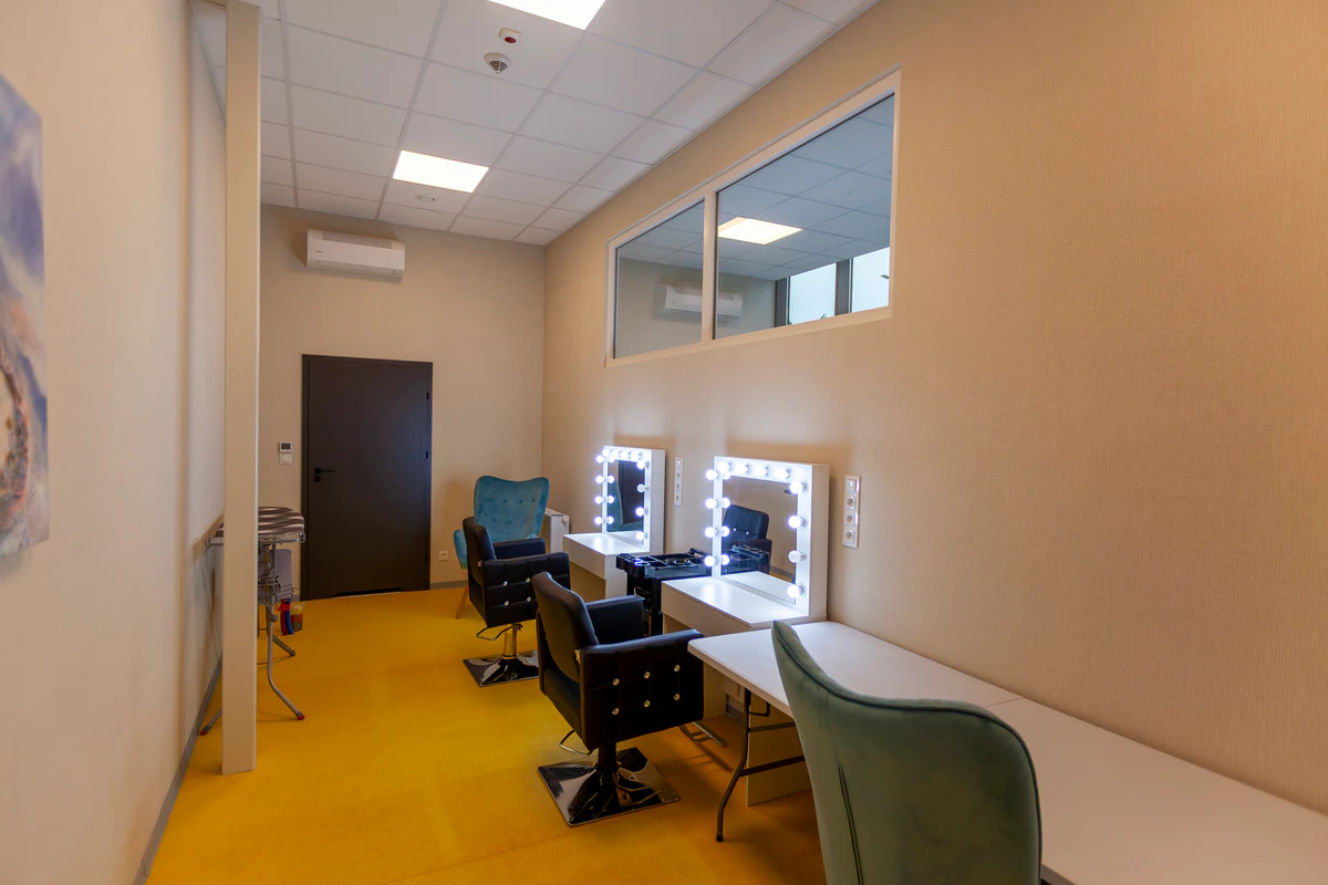 Dressing room with make-up chairs